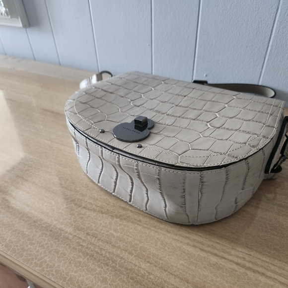 Longchamp croc embossed leather cross body bag - Picture 1 of 5